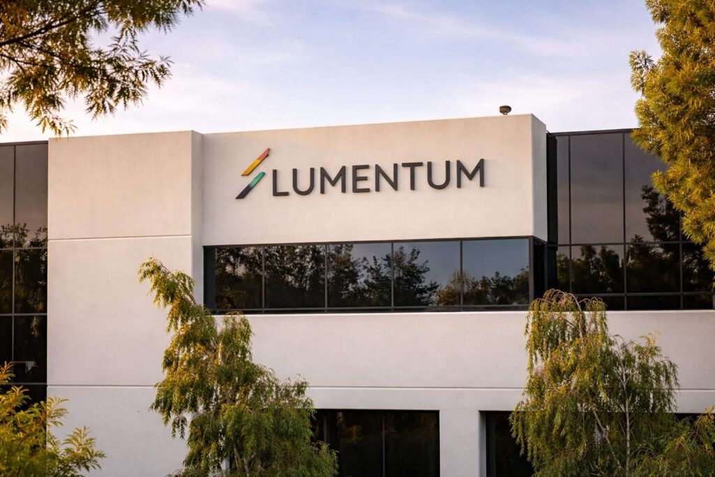 Lumentum​
